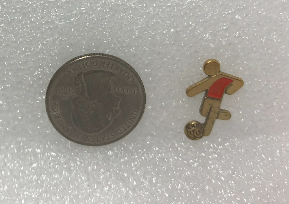 Soccer Player Pin