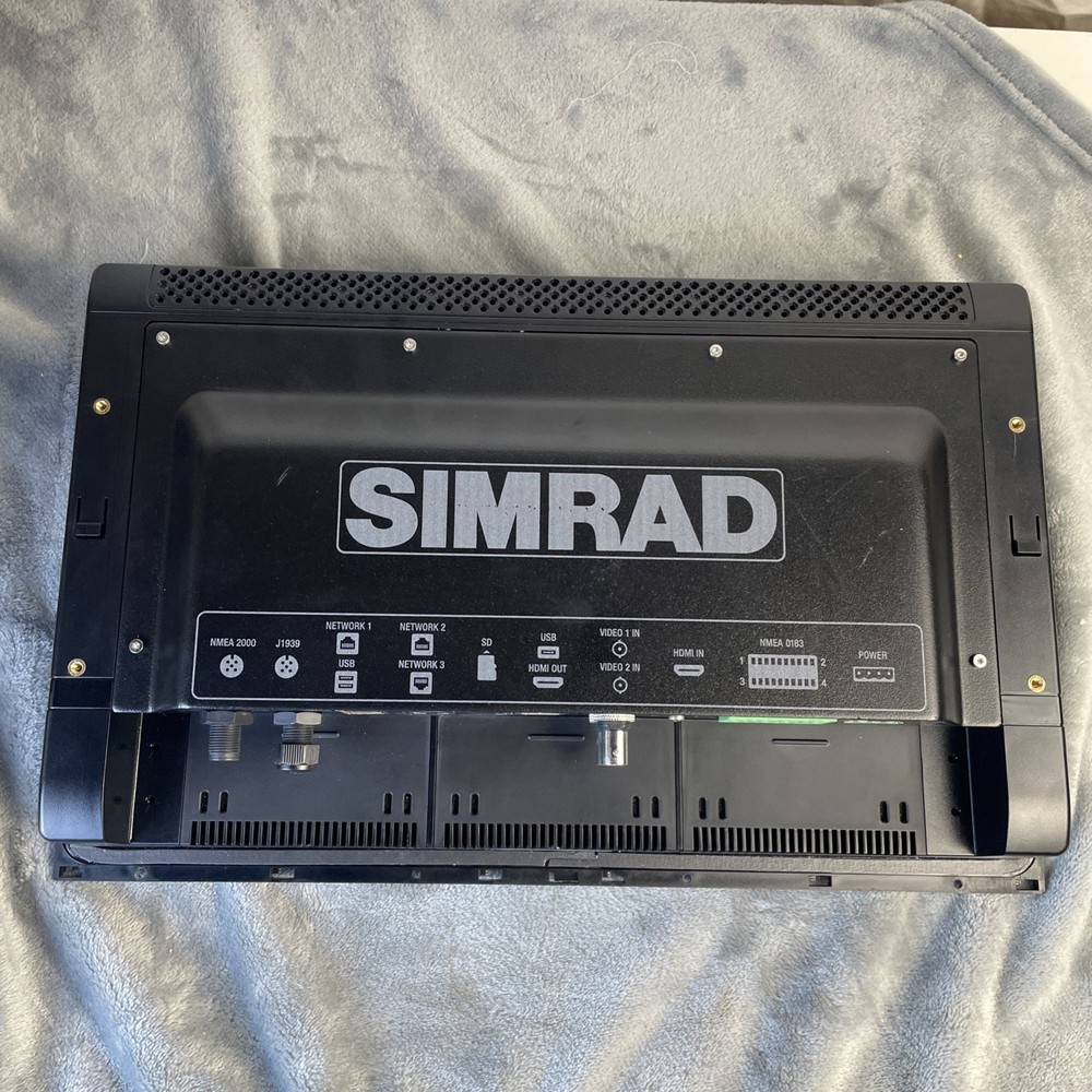 Simrad NSO 16 evo3S Chartplotter/Fishfinder MFD Tested Excellent Screen