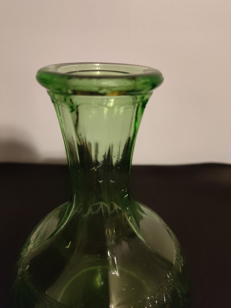 Uranium Vinegar Bottle (Princess Pattern)