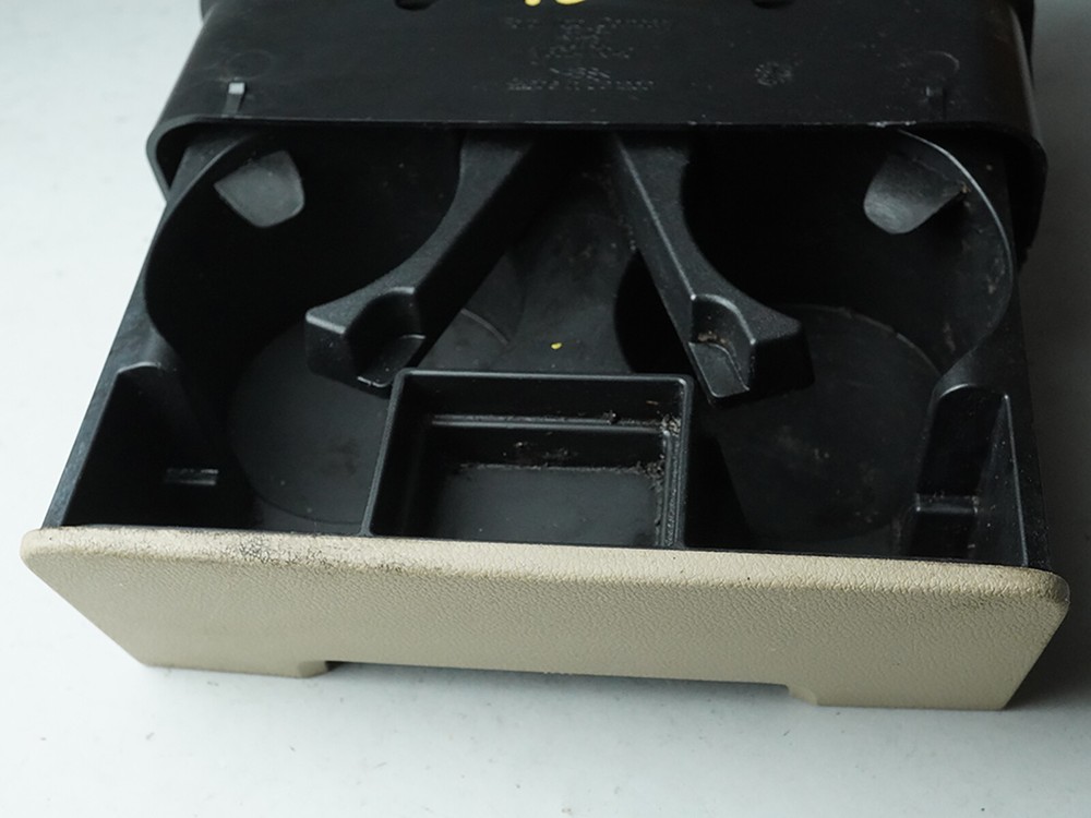 2004 - 2007 Ford Freestar Cup Holder Interior Inner Dashboard Front Center Oem
