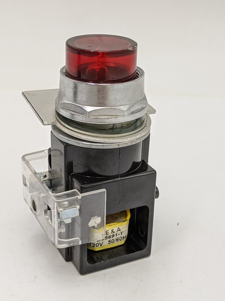 Siemens 52PA4G2 Red Illumination Pilot Light 120 Volt 120V Panel Accessory
