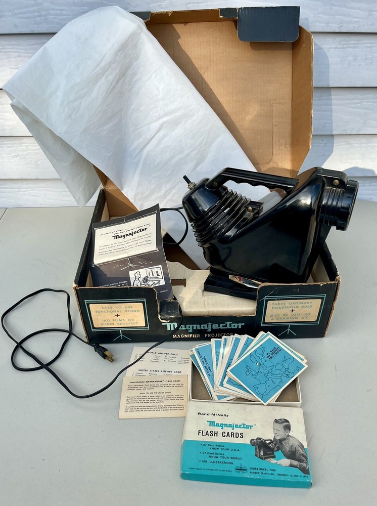 Magnajector Magnifier Projector Deluxe Complete Set W/ Flash Cards! Works!