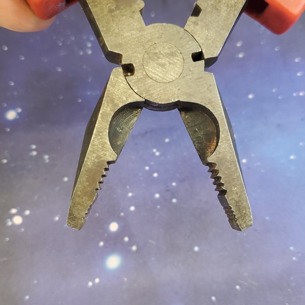 Mac Tools Lineman Pliers, Crimper , Stripper , Cutter Tool P301762