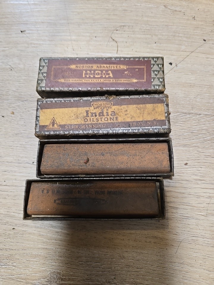 Norton MS/FS/14 Stone with Box.