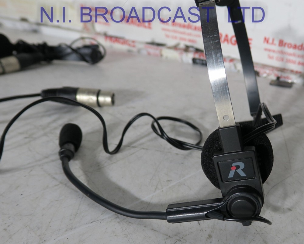 1x Riedel headset with microphone and 4pin cable for panels