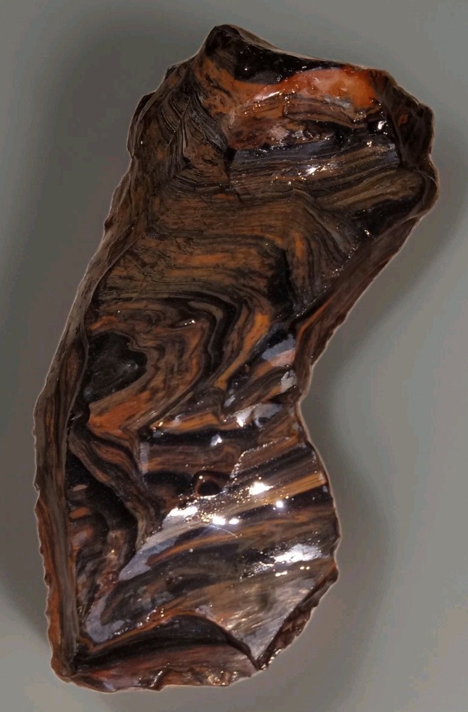 Tri-Flow Obsidian Slab 9.2 oz