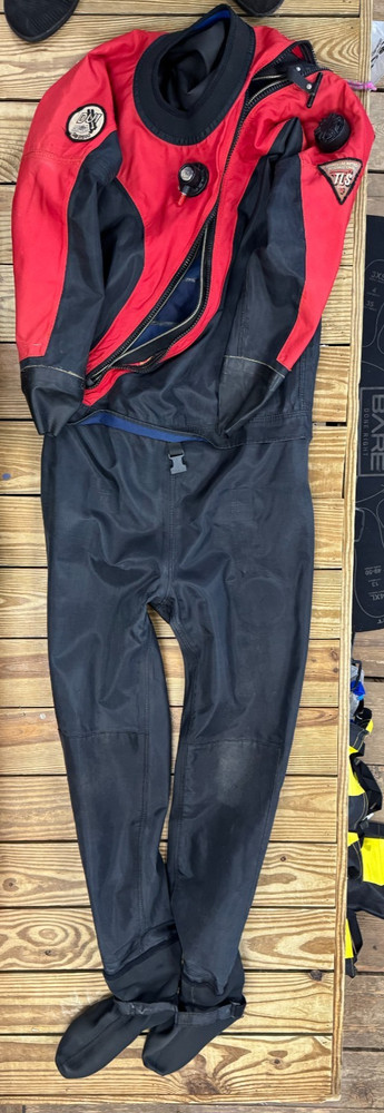 DUI TLS350 Dry Suit Medium Pre-Owned