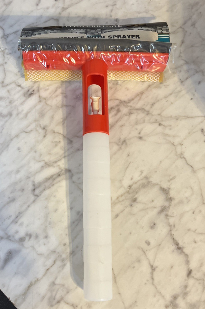 Stonebridge Squeegee with Sprayer 8in Rubber Blade