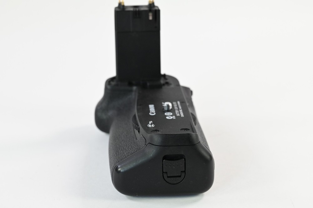 Canon BG-E13 Battery Grip #G299