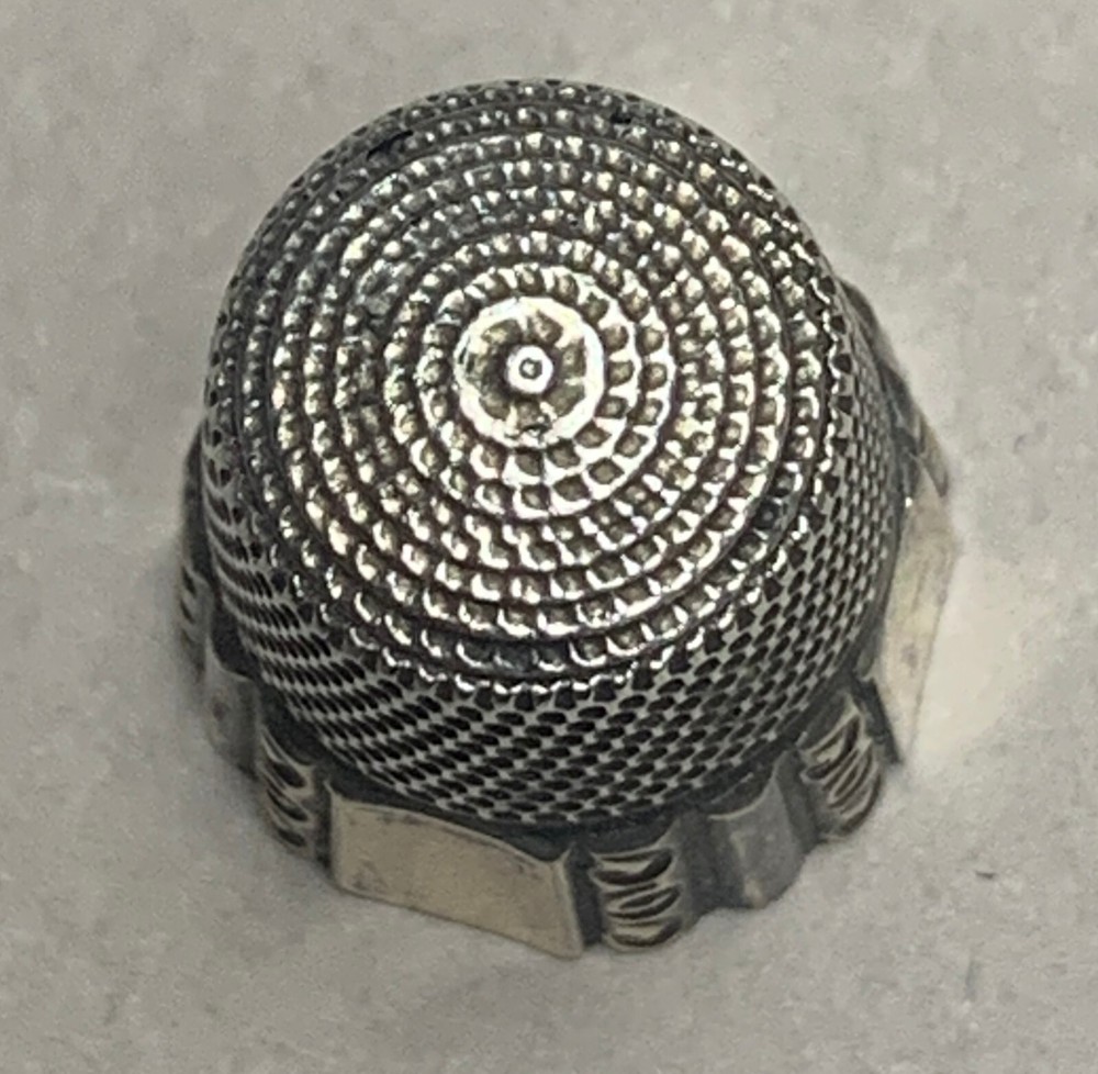 Sterling Silver Thimble, 8 Panel Simon Bros, Size 9, No Monogram