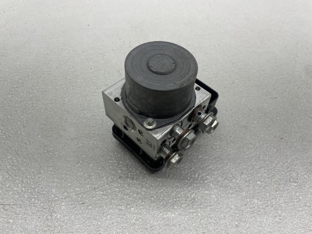 20-24 HARLEY-DAVIDSON SOFTAIL STANDARD FXST ABS PUMP UNIT MODULE