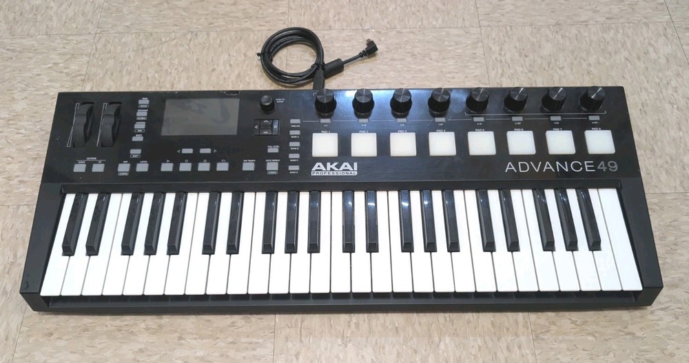 AKAI Advance 49 MIDI Keyboard Controller Tested Works Great