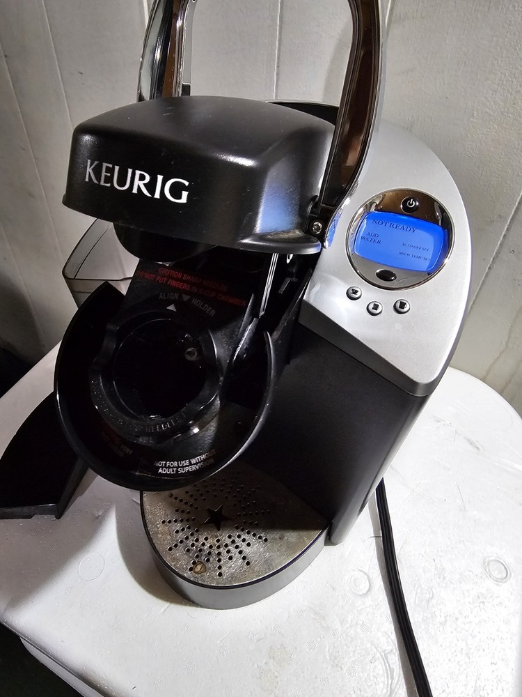 Keurig K60 Single Cup Coffee Maker Brewer K-Cup Black & Silver