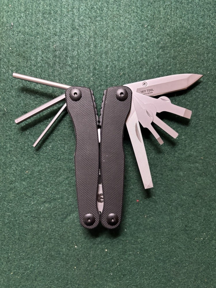 Ruger CRKT 1911 Multitool