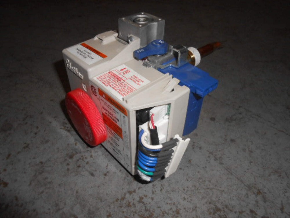 Robert Shaw AP14598A 120 Volt Natural Gas Valve for Water Heater (183568)