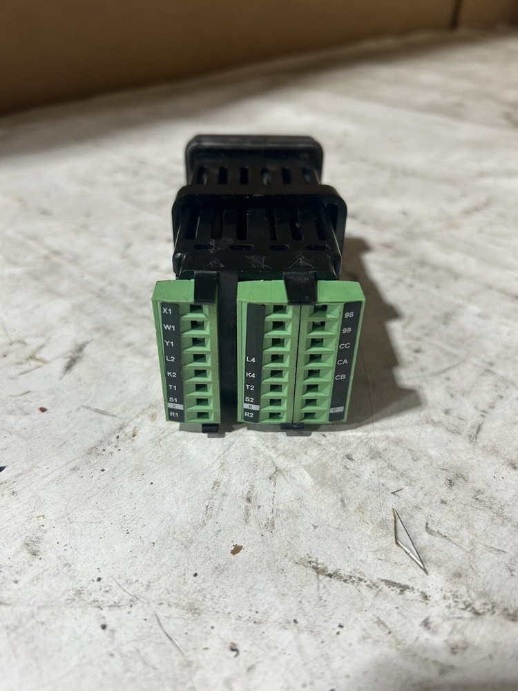 Watlow EZ-Zone PM Controller PM6C1CH-1LAJAAA