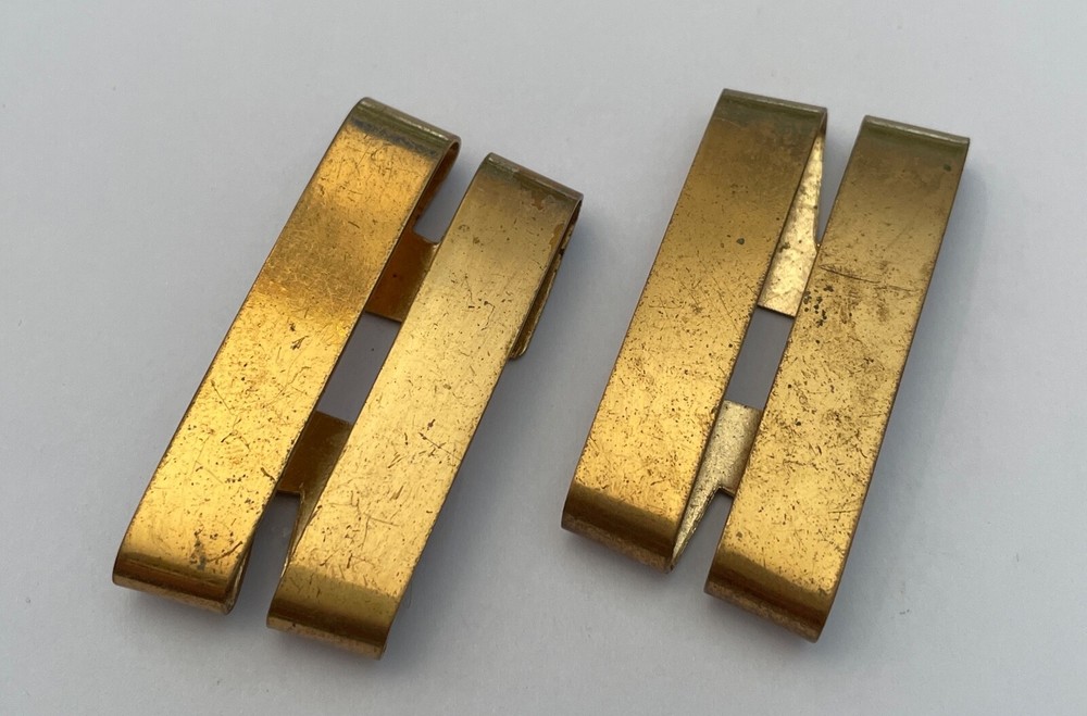 Metallic Shoulder Grades. lieutenant. A8 (L52)