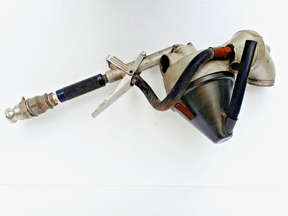CLEMCO EDUCT-O-MATIC Portable Blast Cleaner, Hand Blast Machine