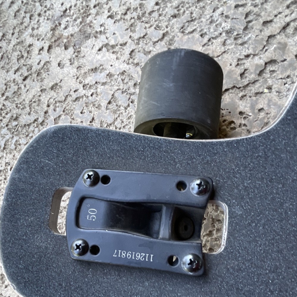 Landyachtz Switchblade 40 in Drop Through Complete Longboard *Read