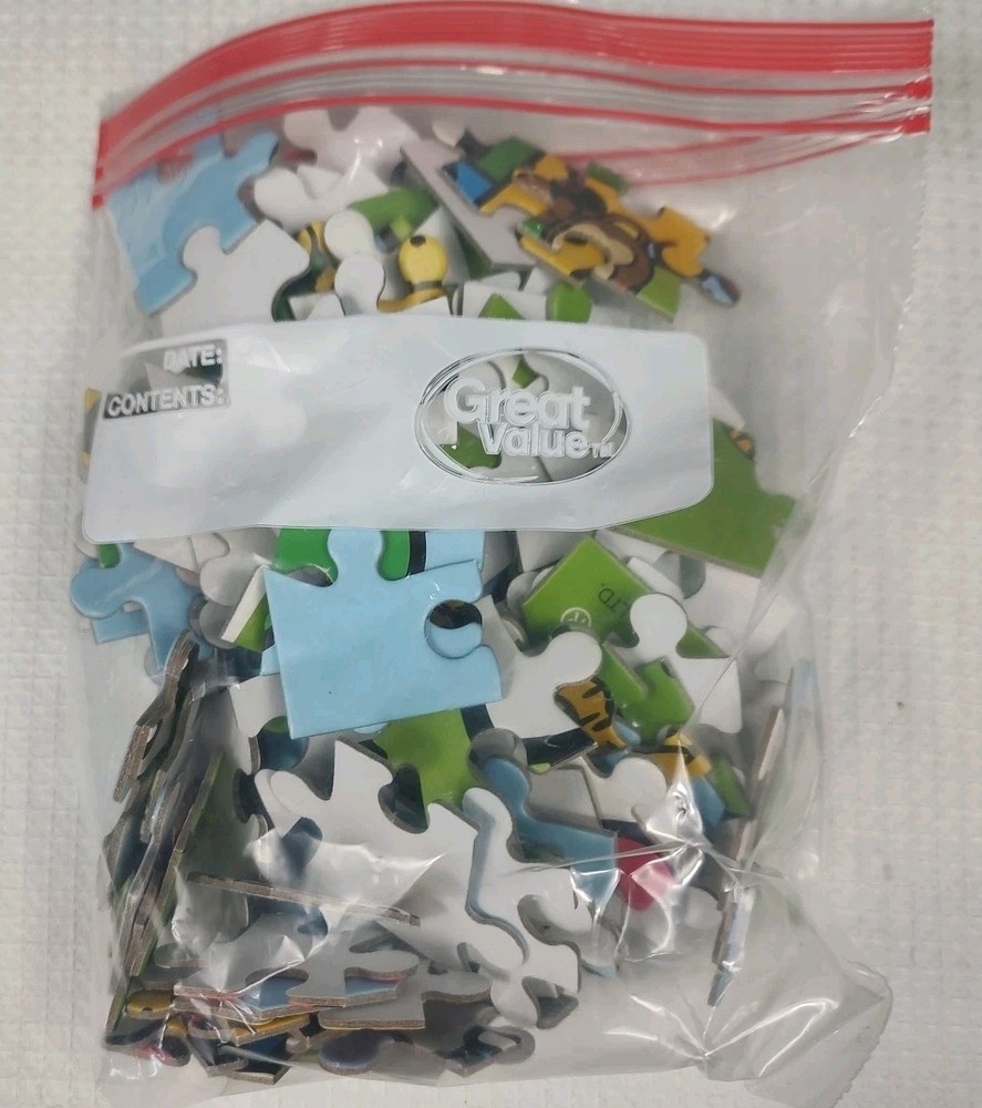 Hello Kitty Zoo Tin Lunch Box w/ handle 2012 Sanrio includes puzzle