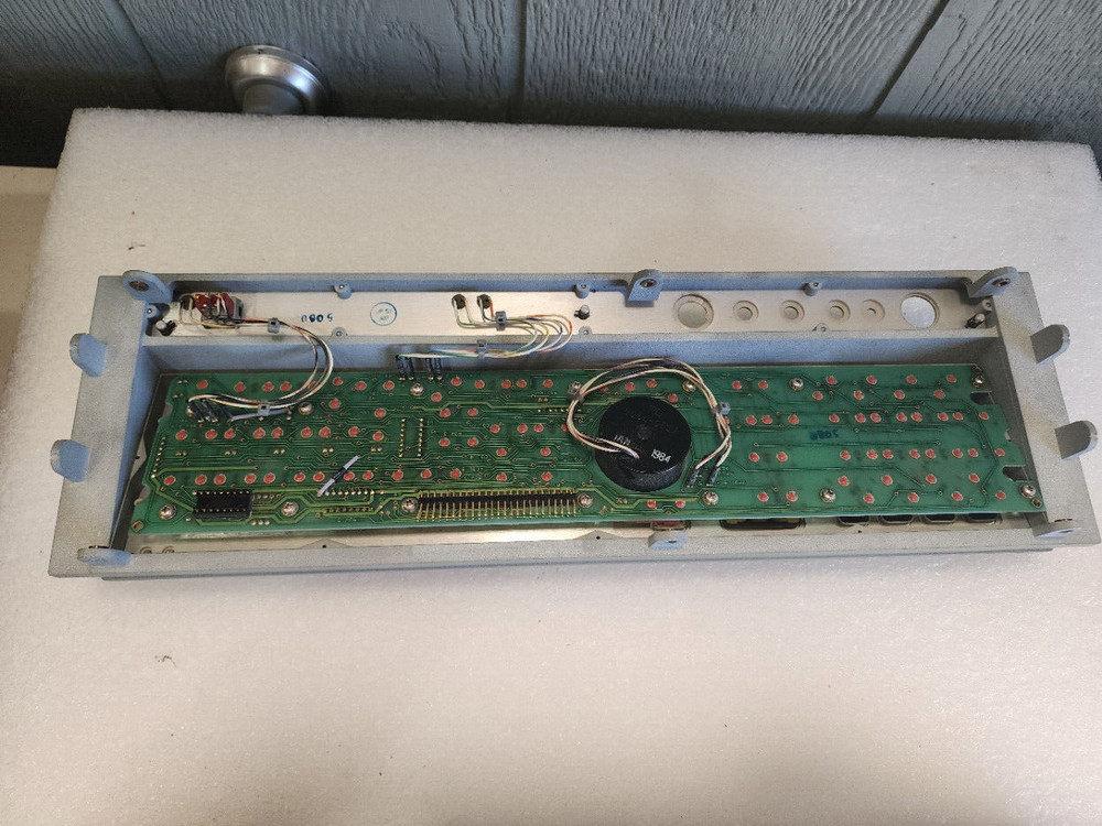 HP/Agilent 8566B Spectrum Analyzer Front Panel Unit #3