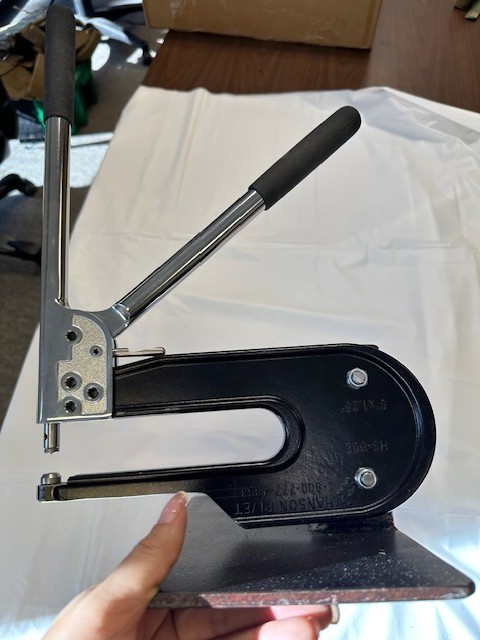 Hanson Hand Rivet Squeezer with stand