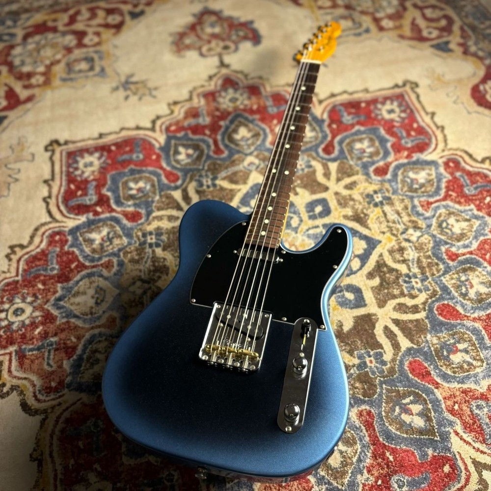 Fender AMERICAN PROFESSIONAL II TELECASTER