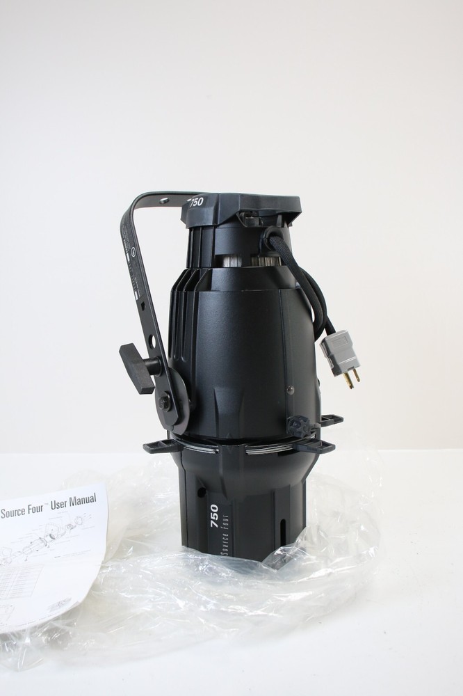 Source Four 750 studio stage video photography light