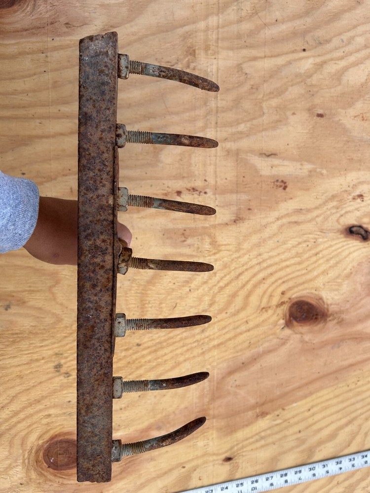 Rake Head Rusty Rustic no handle Original Vintage Primitive Metal