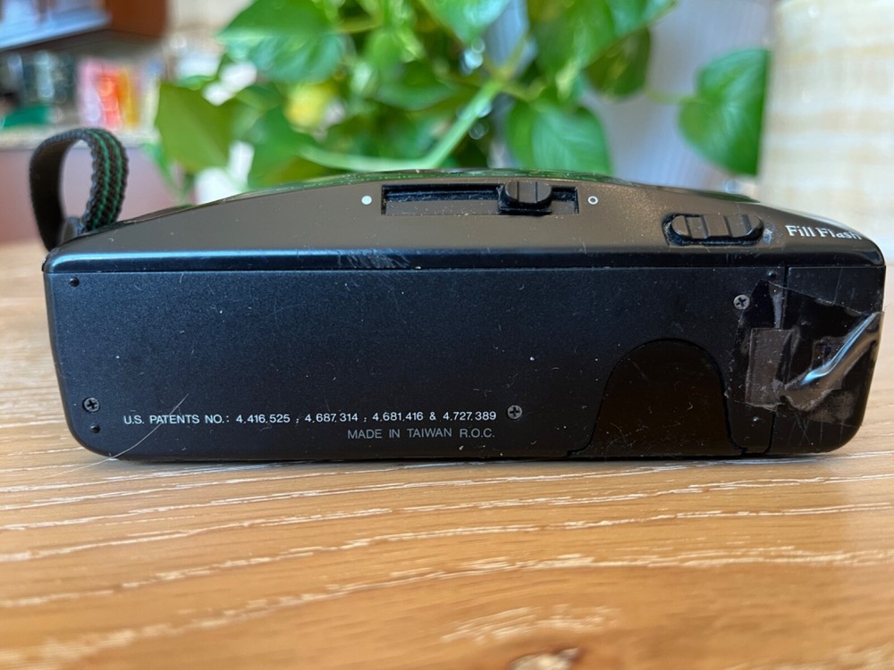 Ansco 35mm Camera Tegra Auto Focus Flash Load Advance Rewind, with camera case