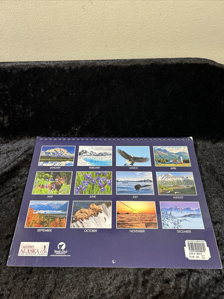Scenic Alaska Calender 2013 - very clean