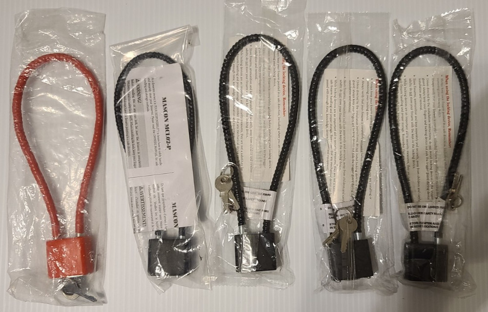 Five Gun locks with keys