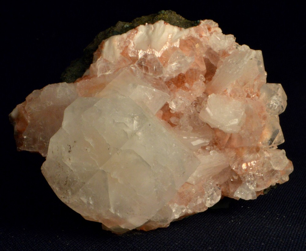 #6925 Apophyllite & Stilbite - India