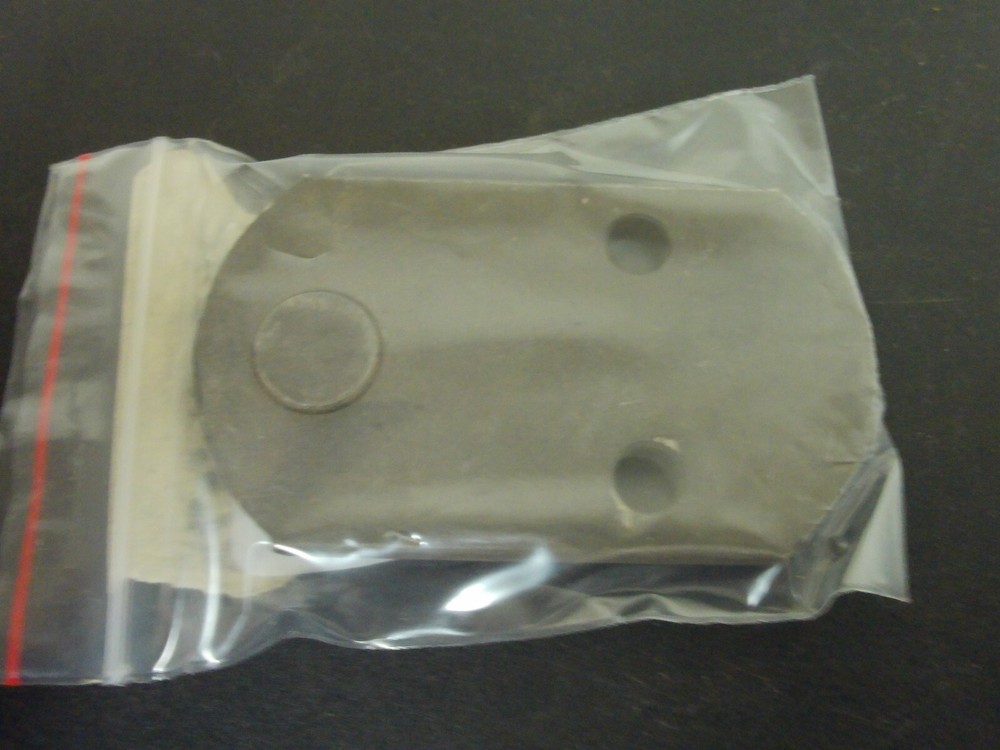 AGCO- PLATE - 30-3316673 BX8ARL