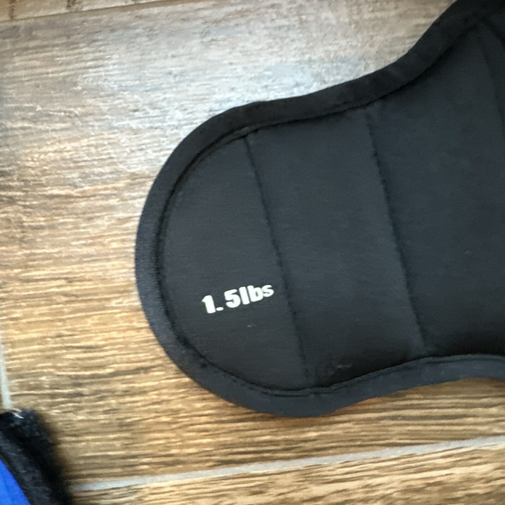 c Empower Adjustable Wrist/Ankle Weights 1.5 lbs Each