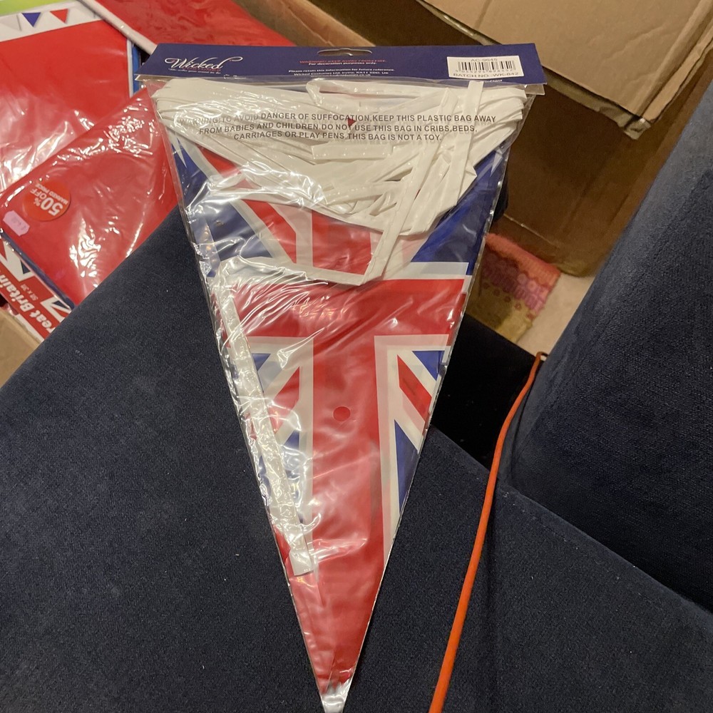 Wicked Costumes Great Britain bunting
