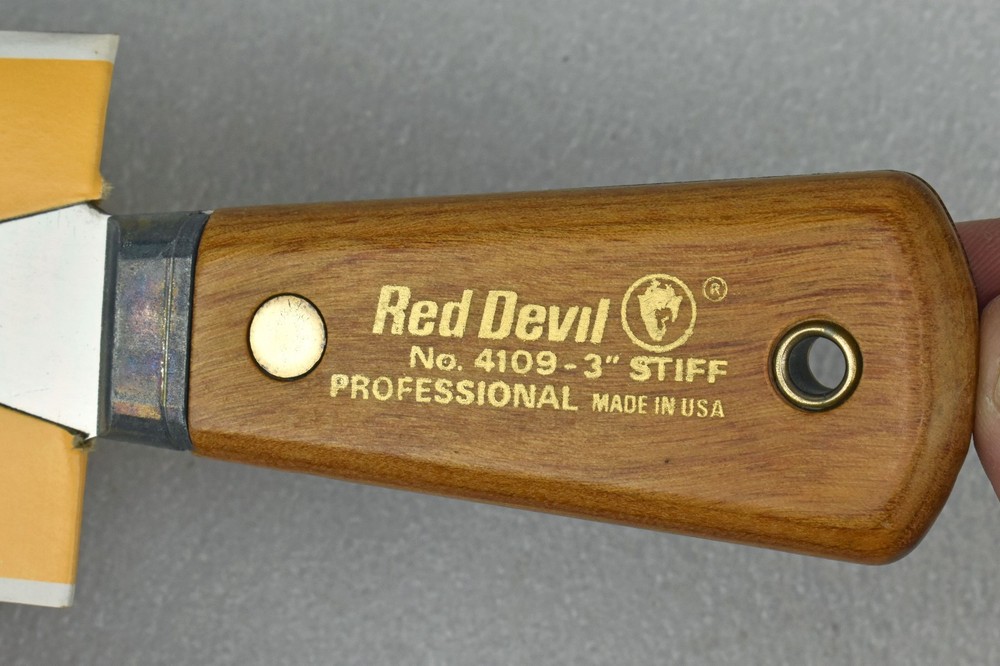 NOS Red Devil Professional Wall Putty Patch Scraper 3" Stiff No. 4109 USA
