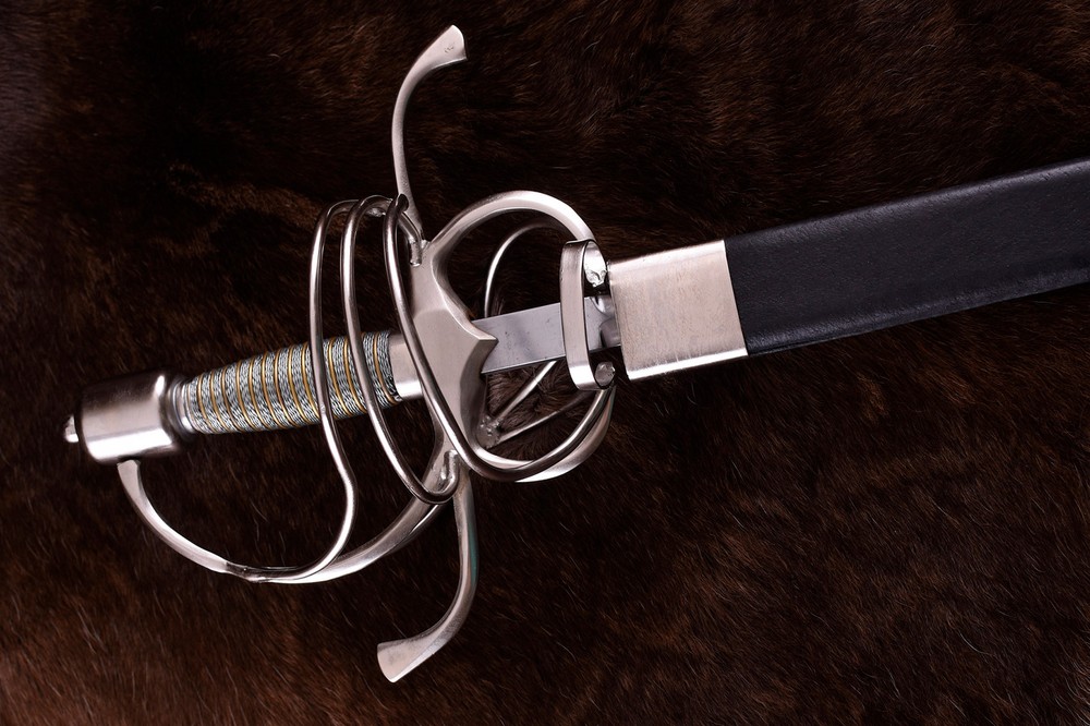 Thisque with German swept handle