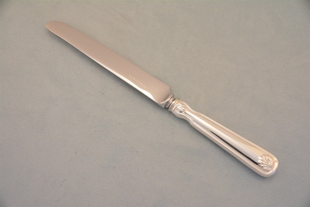 Tiffany & Co. Shell & Thread Sterling Silver 9" HH Dinner Knife No Mono