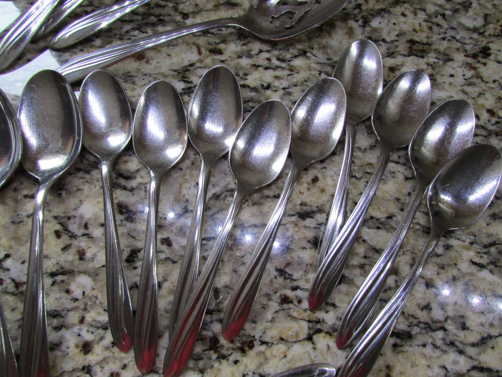 SUPERIOR DYNAMIC STAINLESS SILVERWARE FLATWARE SET 28 PCE MADE IN USA FREE SHIP