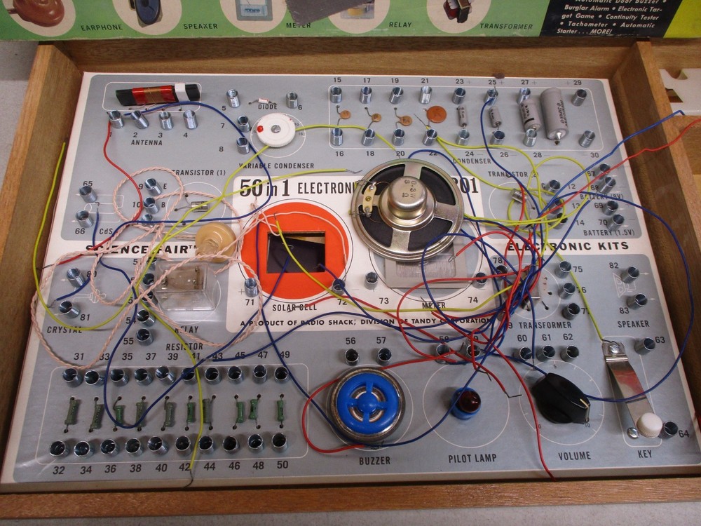 Radio Shack Science Fair Electronic Project Kit #201