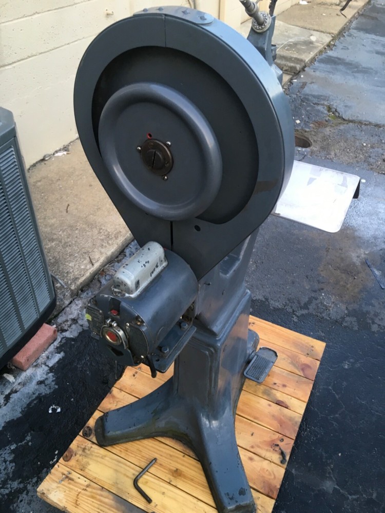 Acme steel stitching machine N3A 3/4" Book Stitcher, Morrison Model
