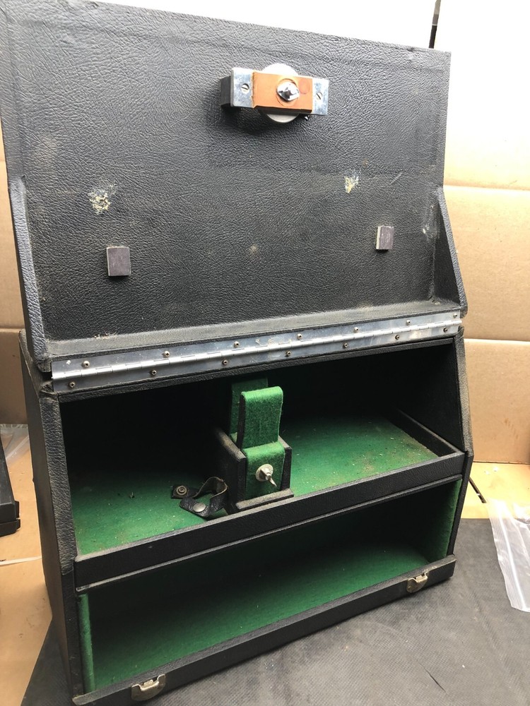 the flintlock muzzle loading specialist box a hobby city BLACK