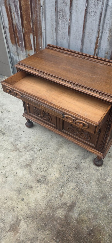 vintage sideboard buffet cabinet and table MUST MOVE!!!