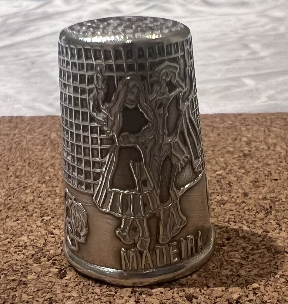 Vintage Real Silver Thimble - Stitching Thimble