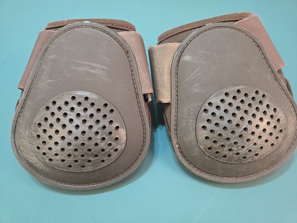 Back on Track Horse Fetlock Boots Full size, Brown