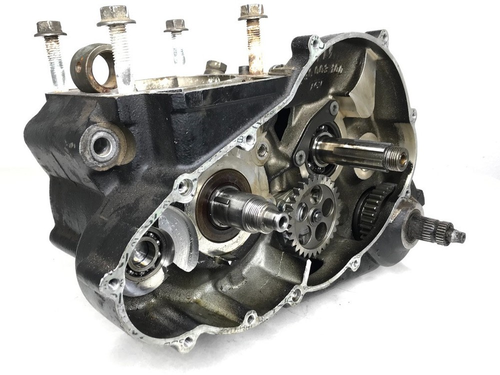 99 KTM 640 LC4 Engine Bottom End Crank Cases Transmission