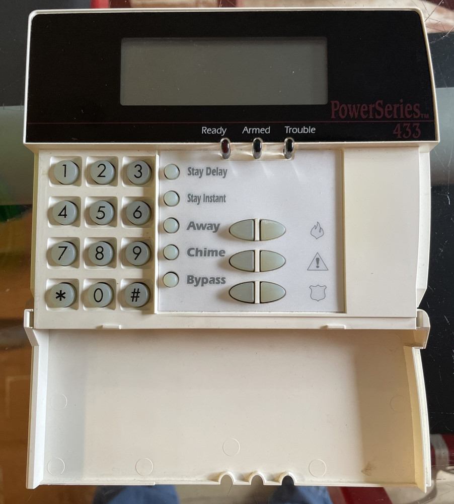 DSC LCD5501 RFK Z32-433 Keypad