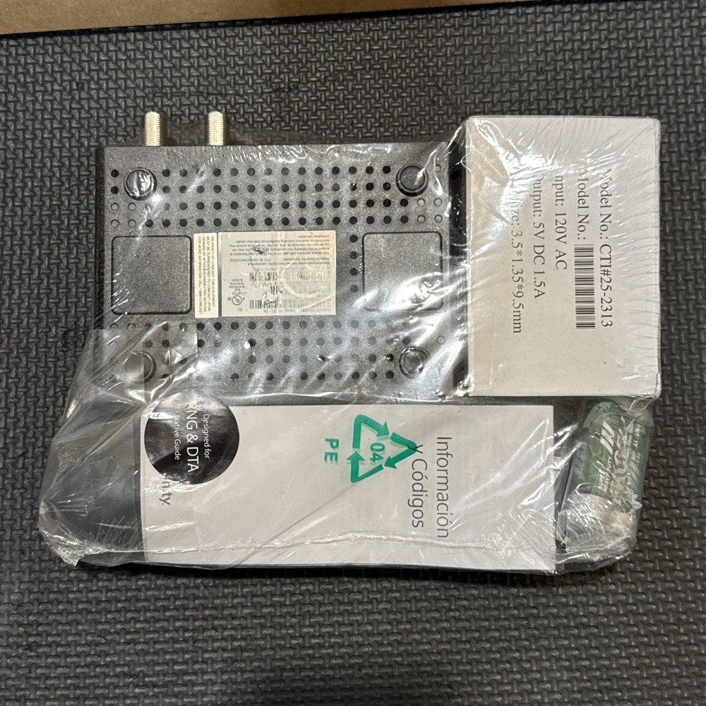 Xfinity Digital Transport Adapter With AC Adapter And Remote DCI401COM3