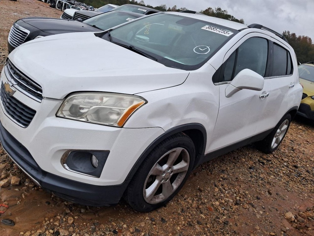 TRAX 2015 Glove Box 4845417
